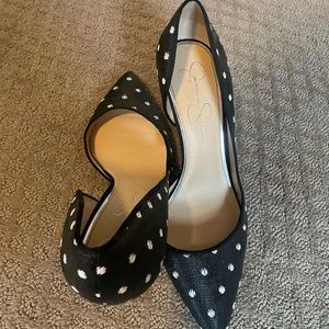 Jessica Simpson poke-a-dot pumps, size 10 women’s!!Scuffs On the bottom of heel
